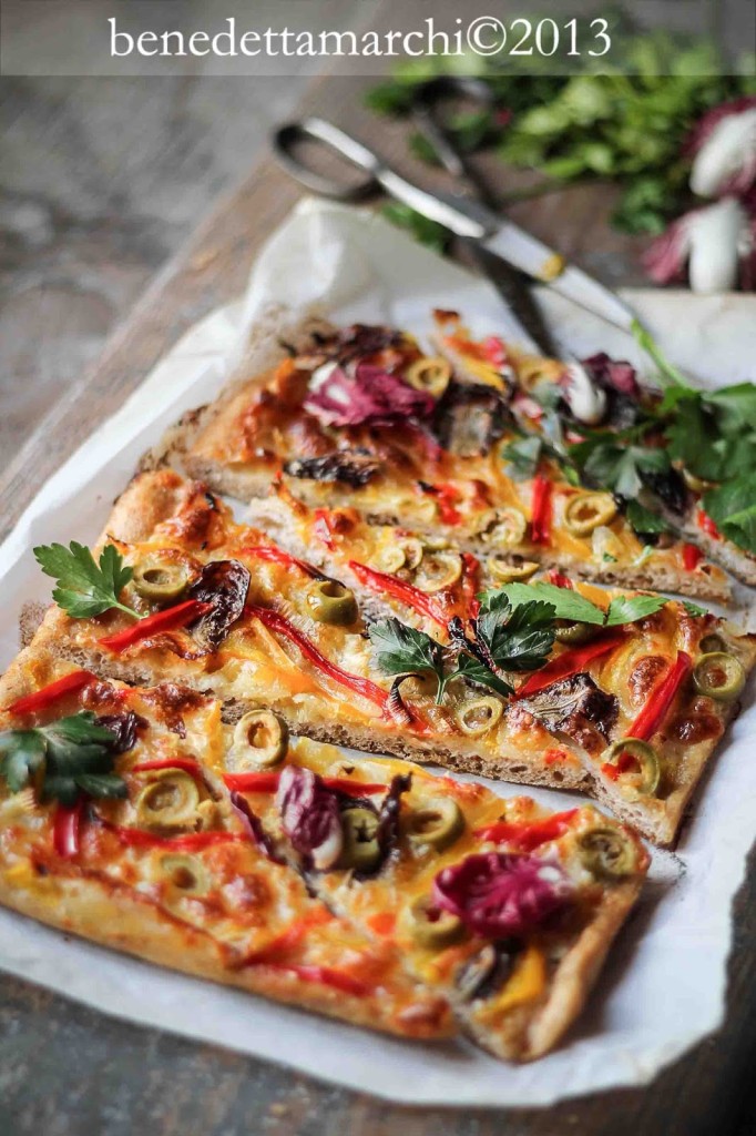 ricetta pizza verdure peperoni